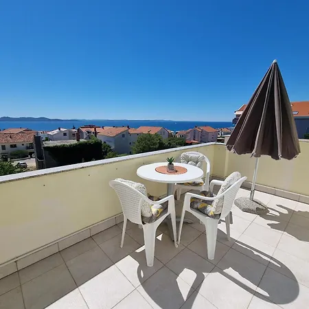 Mit Balkon, Meerblick, Pool Und Bbq * Zadar